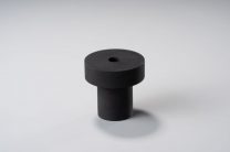 「ツバつき 中抜き」 天然ゴム(黒/NR) 50mm × φ50mm × φ10mm　1コ